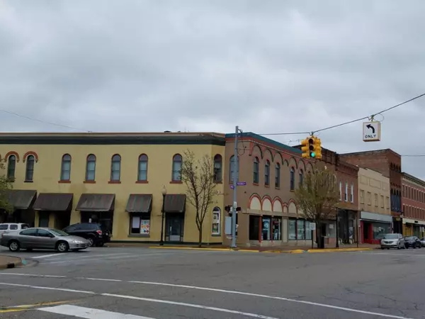 Three Rivers, MI 49093,57 N Main Street