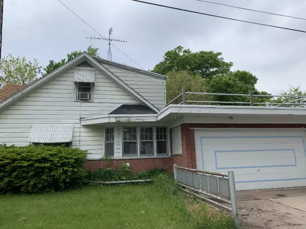 Benton Harbor, MI 49022,815 E Britain Avenue