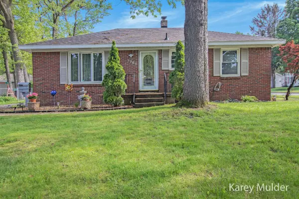 1760 ROYAL OAK SW Street, Wyoming, MI 49519