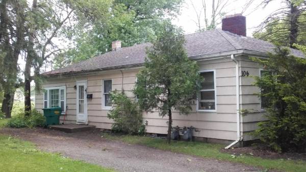 108 E Lafayette Street, Sturgis, MI 49091