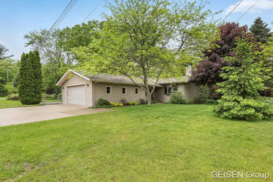 507 Floral Drive, Belding, MI 48809