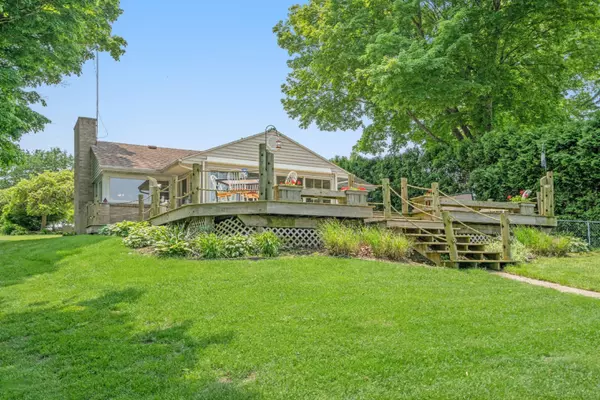 20880 Diamond Shores Drive, Cassopolis, MI 49031