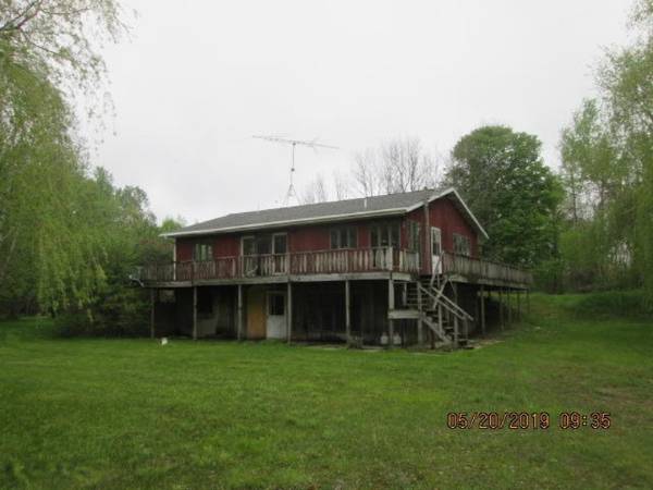 7015 8 Mile Road, Hesperia, MI 49421