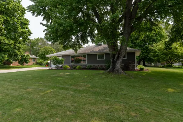 Portage, MI 49002,10613 S Westnedge Avenue