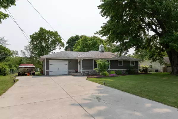 10613 S Westnedge Avenue, Portage, MI 49002