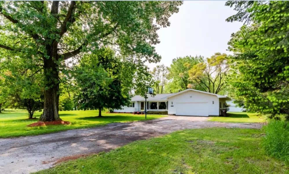 3539 W Harrison Road, Alma, MI 48801