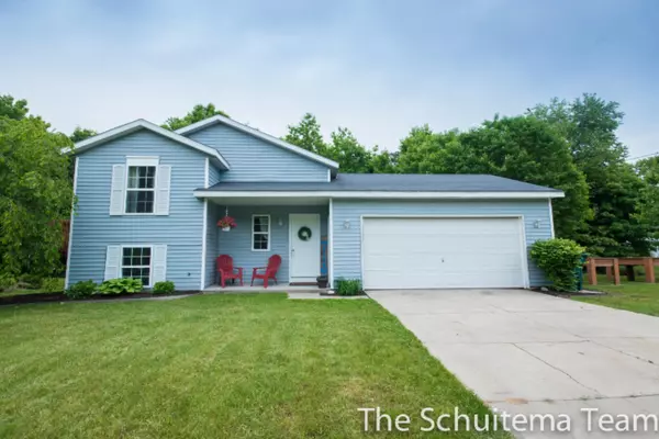 11894 Barnard Street, Grand Haven, MI 49417