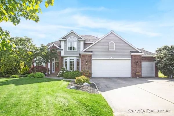 6291 Woodhall Court, Hudsonville, MI 49426