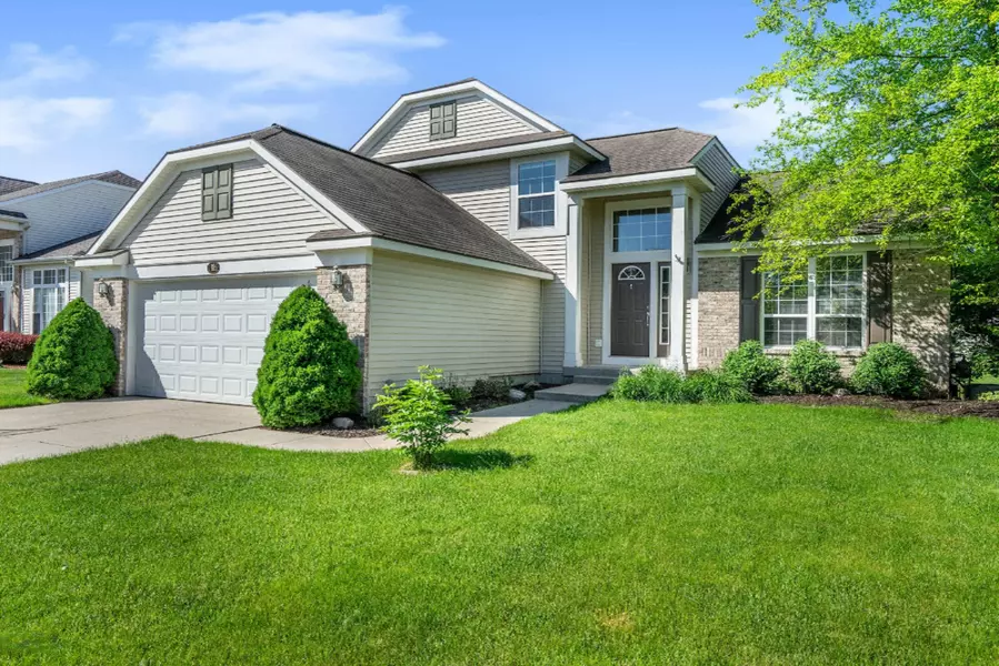 1189 Dogwood Meadows SE Drive, Ada, MI 49301