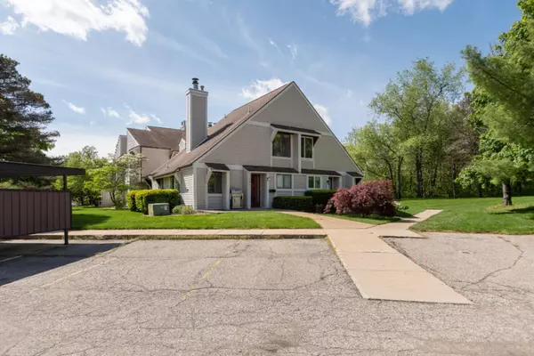Portage, MI 49024,3395 Scots Pine Way