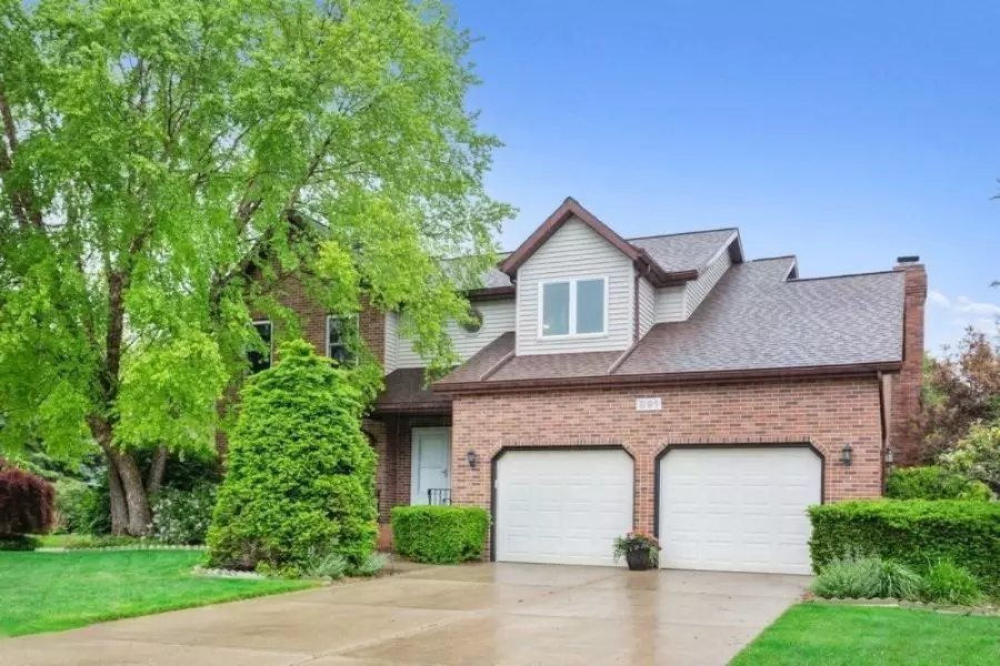 St. Joseph, MI 49085,891 Lincoln Pines Place