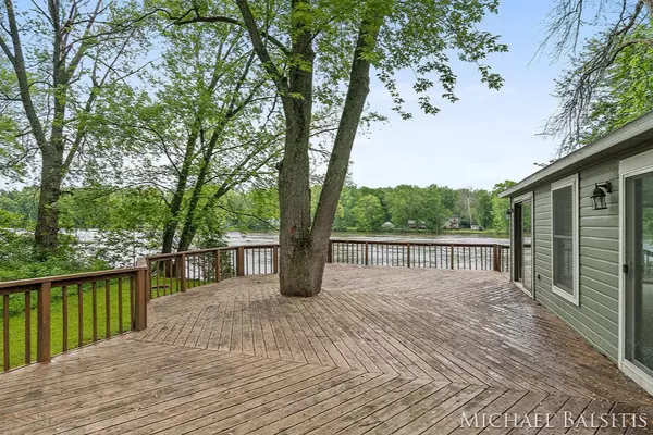 Comstock Park, MI 49321,4450 Abrigador NE Trail