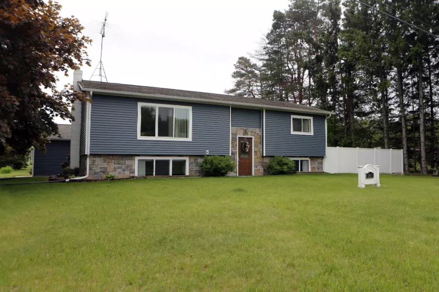 301 W North ST Street, Lakeview, MI 48850