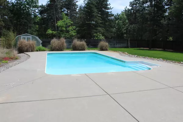 Lowell, MI 49331,516 Forstrom SE Drive