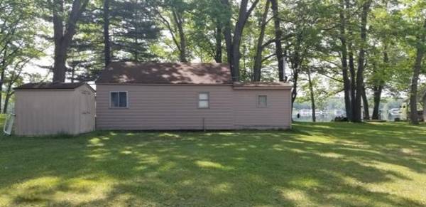 422 W Pettibone Drive, Bitely, MI 49309