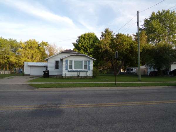 Newaygo, MI 49337,382 W Barton Street