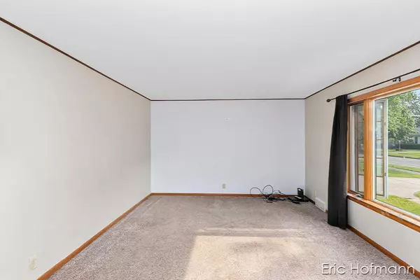 Wyoming, MI 49509,3408 Mc Kee SW Avenue