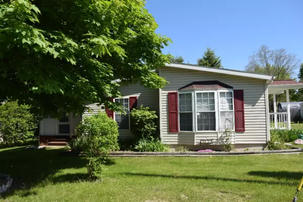 Arcadia, MI 49613,3334 Oak Street