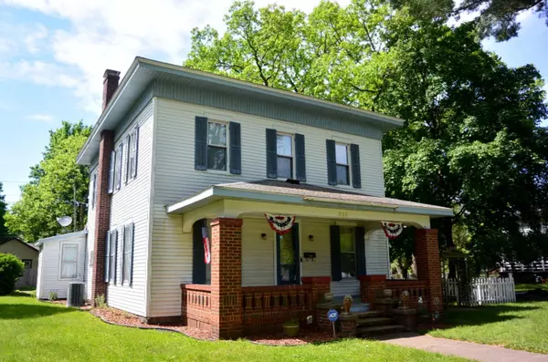 Dowagiac, MI 49047,206 Michigan Avenue