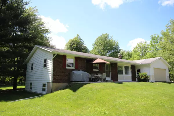 12738 S 29th Street, Vicksburg, MI 49097