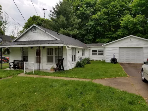 Evart, MI 49631,424 N OAK