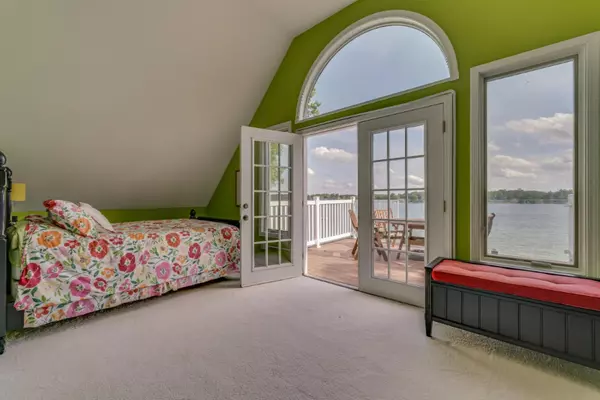 Edwardsburg, MI 49112,23997 N Shore Drive