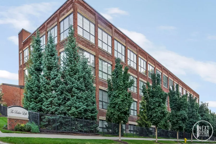 533 Columbia Avenue #221, Holland, MI 49423
