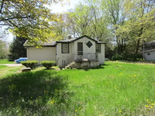 Coloma, MI 49038,6860 Pine Court