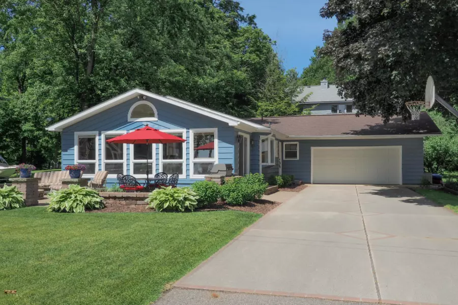 10517 Wildwood Drive, Richland, MI 49083
