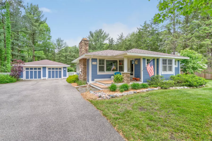 178 S 168th Avenue, Holland, MI 49424