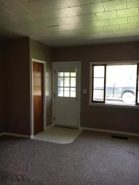 Quincy, MI 49082,135-137 E Chicago Street