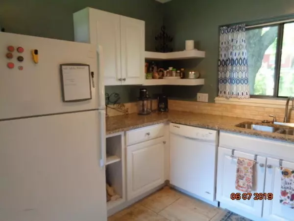 Benton Harbor, MI 49022,636 CHIPPEWA Road