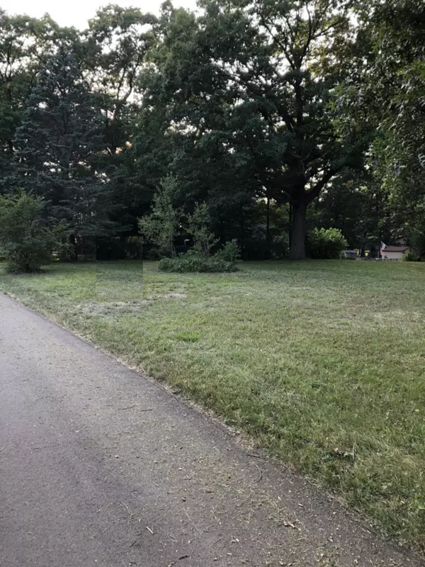 Grand Haven, MI 49417,15705 Comstock Street