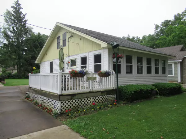 Cassopolis, MI 49031,62325 Oakwood Avenue