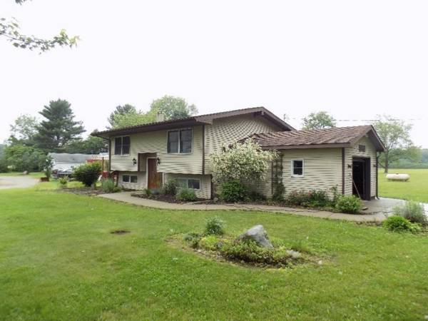 26762 Gage Street, Dowagiac, MI 49047