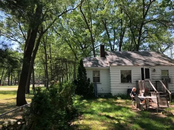 Norton Shores, MI 49444,2885 Valk Street