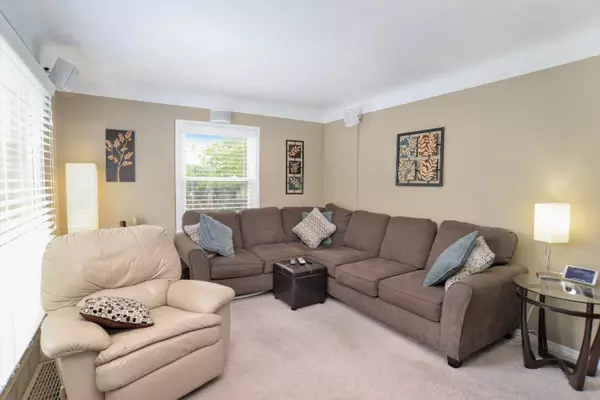 Wyoming, MI 49509,820 Cricklewood SW Street