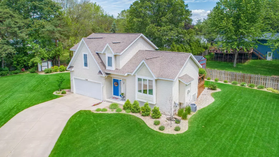 3310 Nina Lane, Norton Shores, MI 49441