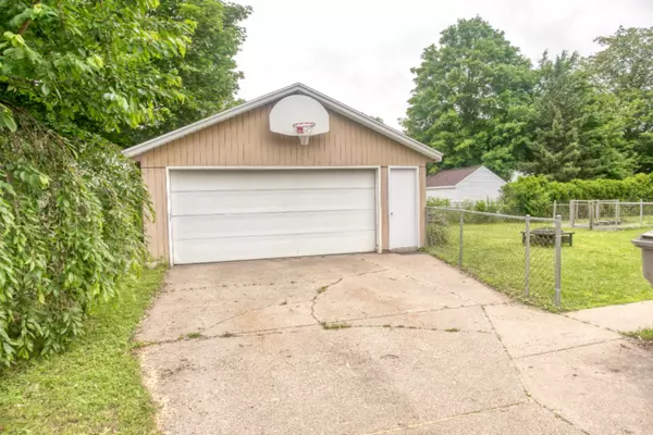 Wyoming, MI 49509,729 Den Hertog SW Street