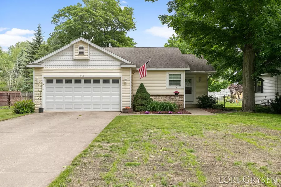 859 Harvard Drive, Holland, MI 49423