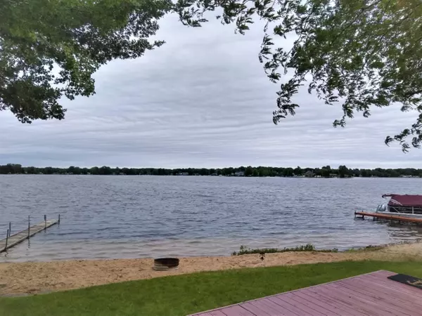Howard City, MI 49329,8860 W Suwanee Trail