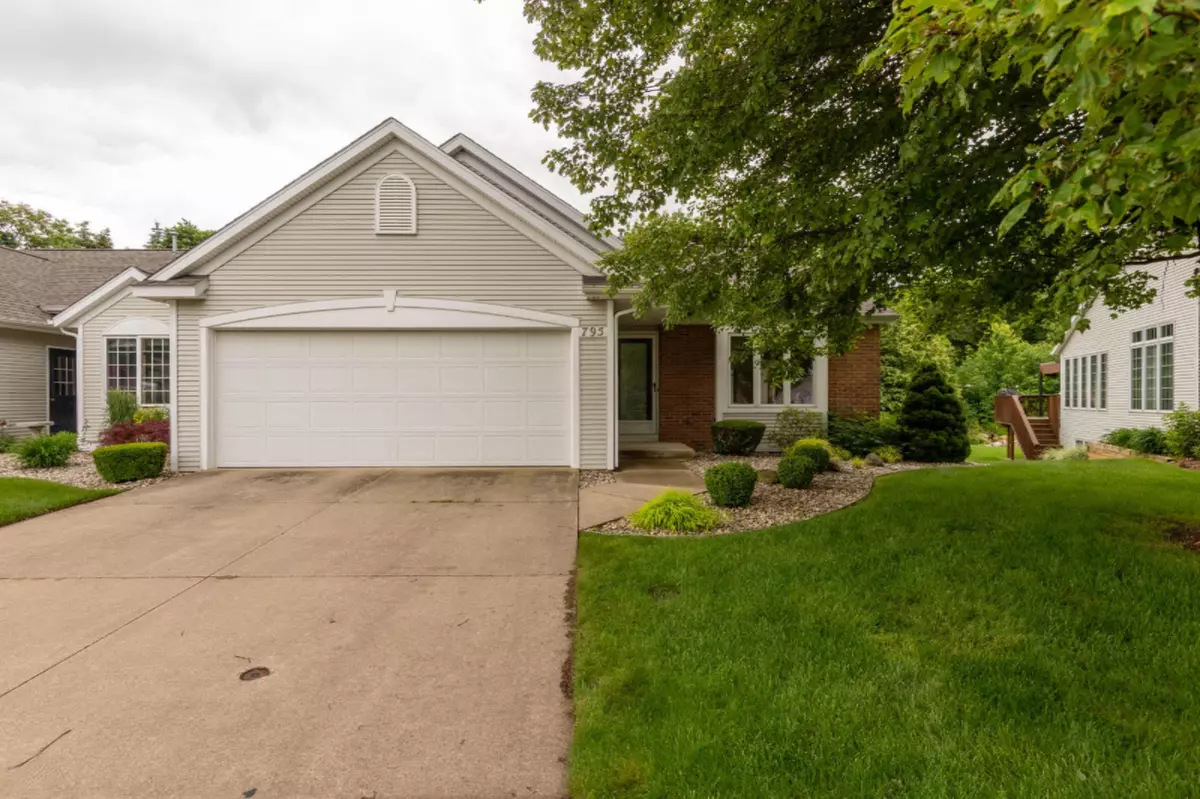 Holland, MI 49423,795 Holly Creek Drive