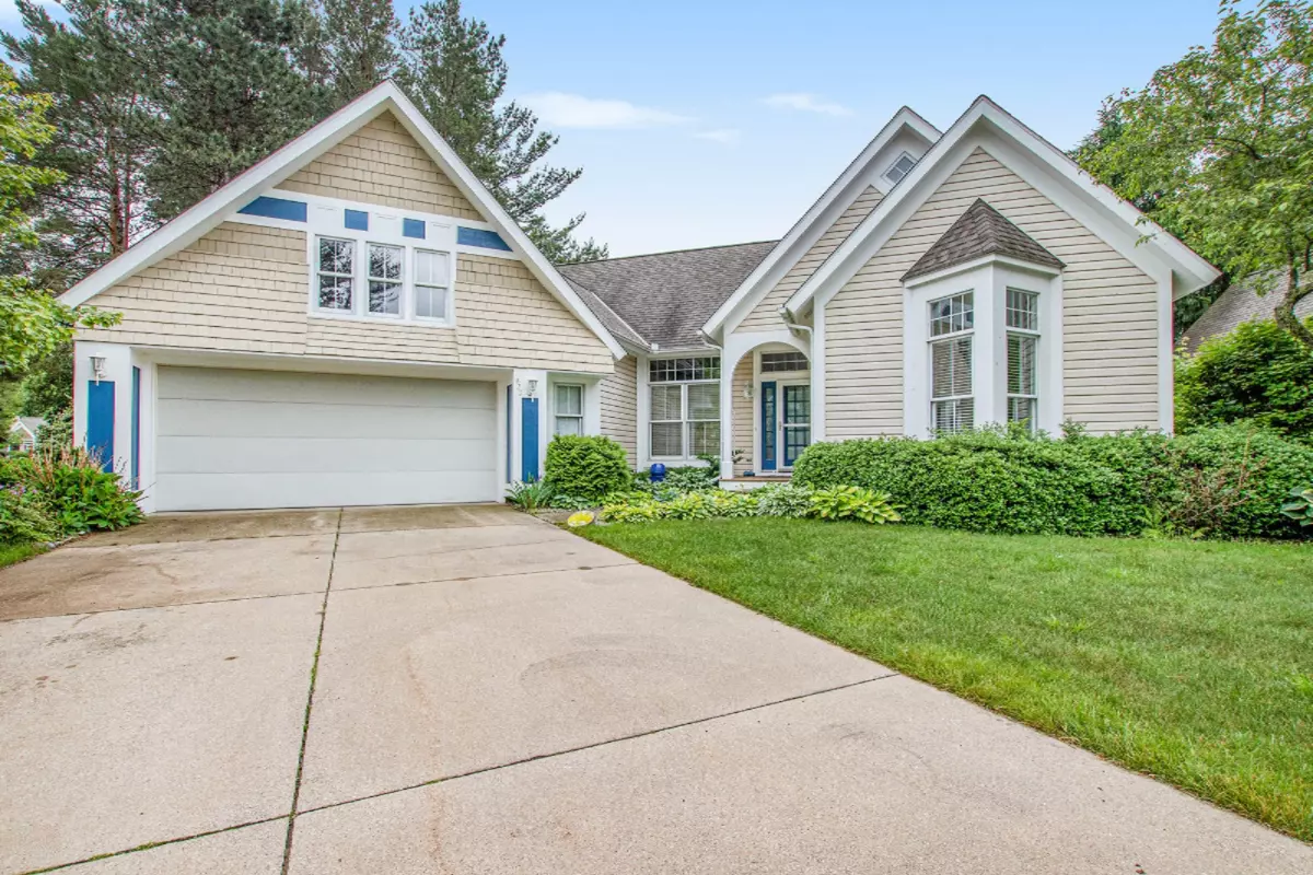 Holland, MI 49424,992 Trickle Stone Court