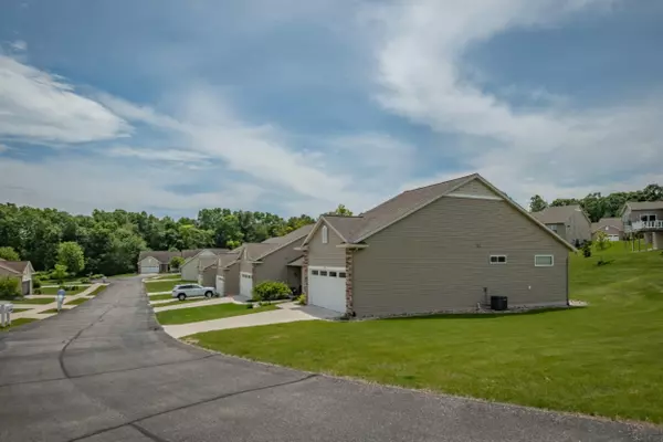 Lowell, MI 49331,1553 Tellico Drive #9