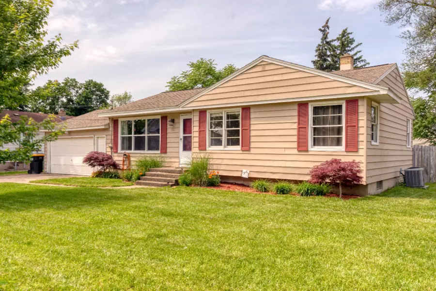 3121 Homewood SW Street, Grandville, MI 49418