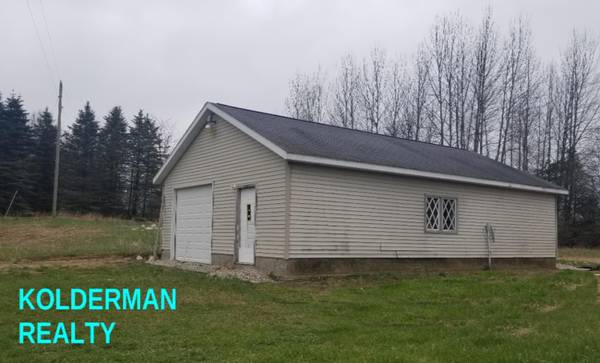 5704 E 80th Street, Newaygo, MI 49337