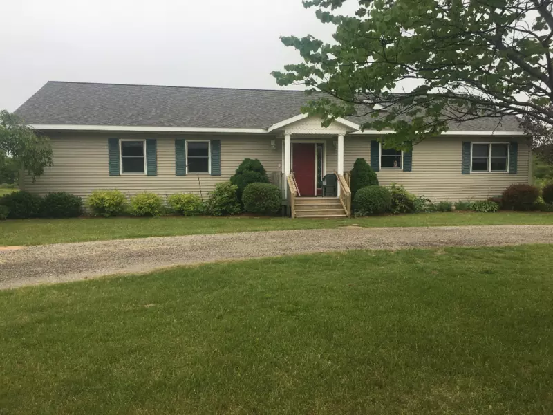 1087 W Shelby Rd Road, Shelby, MI 49455