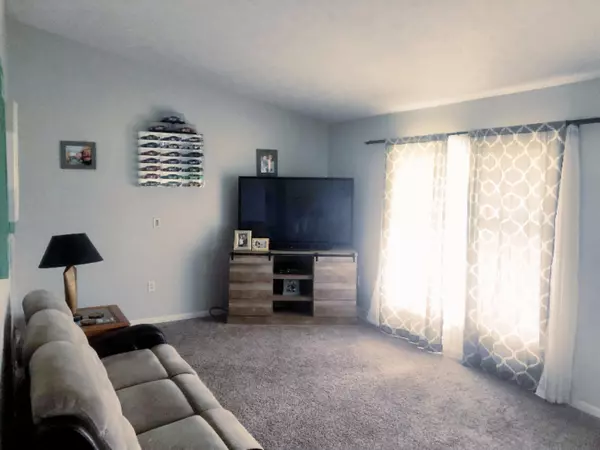 Coopersville, MI 49404,17 Roberts Court