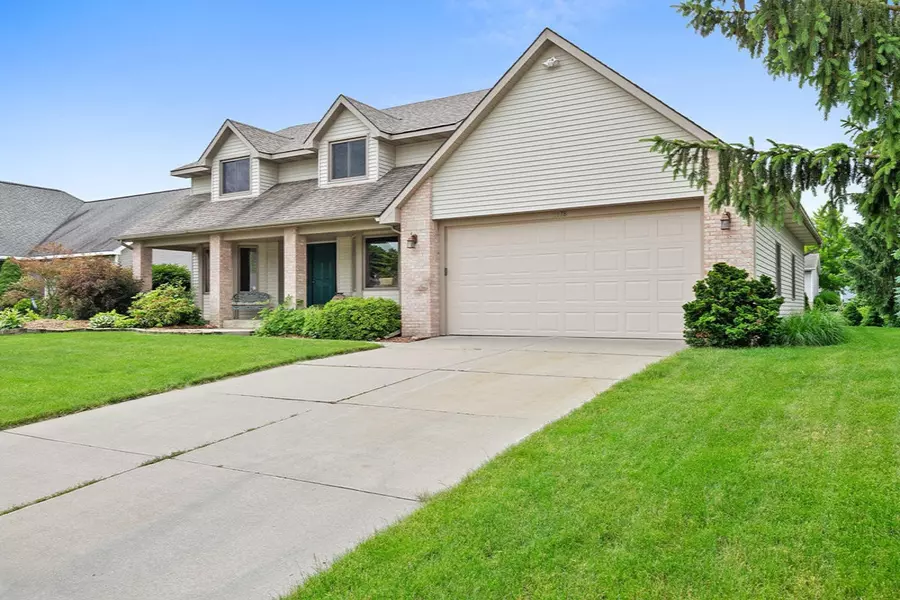 2878 S Horseshoe SW Drive, Grandville, MI 49418