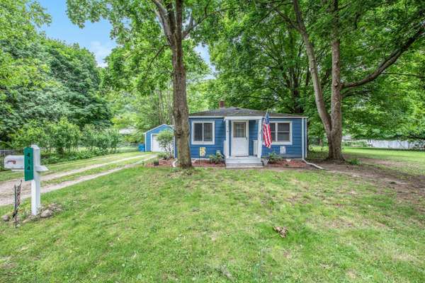 414 Drew Street, Paw Paw, MI 49079